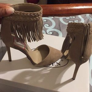 Never worn Steve Madden fringe heels
